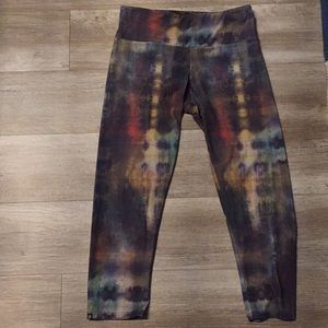 Tye dye cropper latex leggings